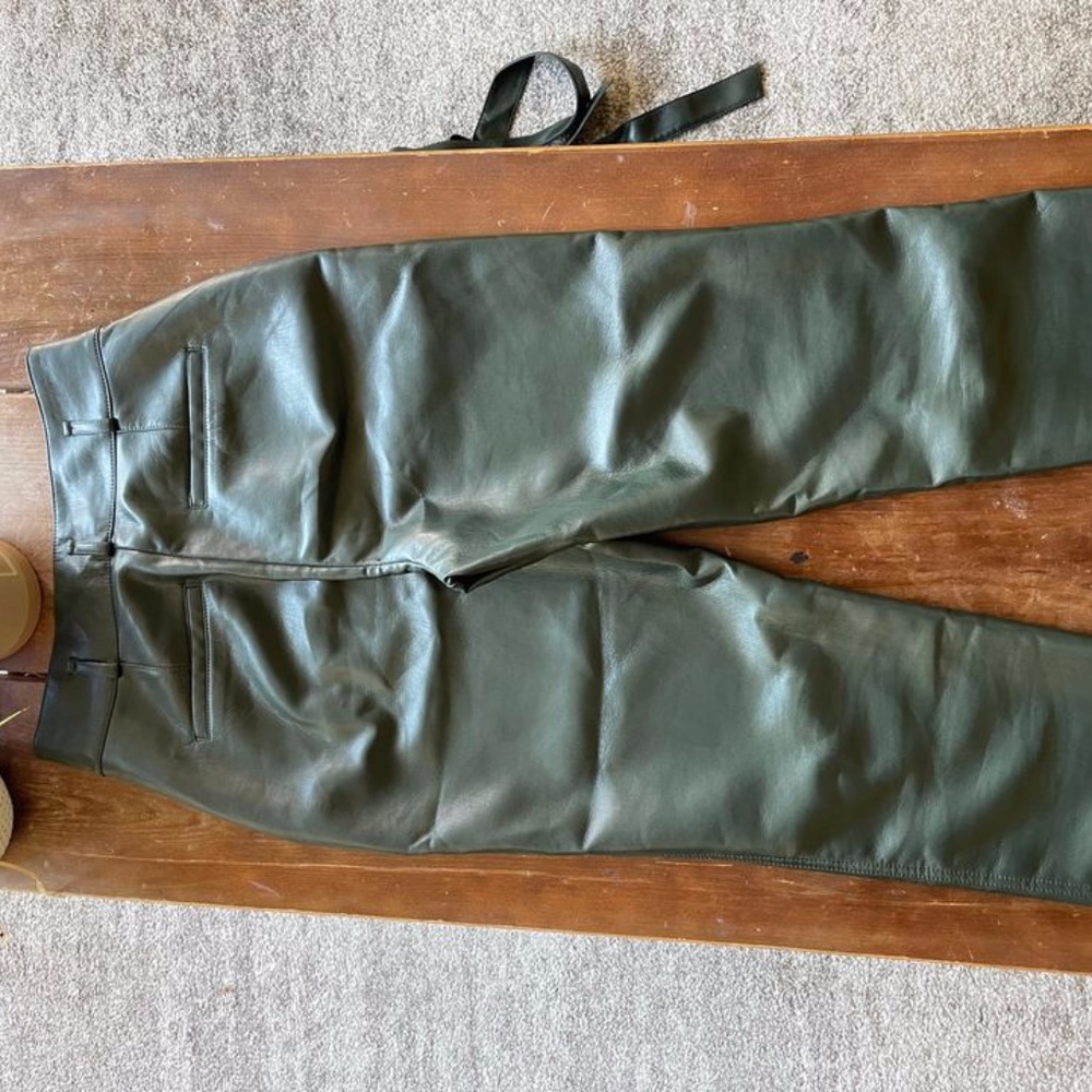 Aritzia Babaton Belted Tie Front Vegan Leather Pants Green Size 6